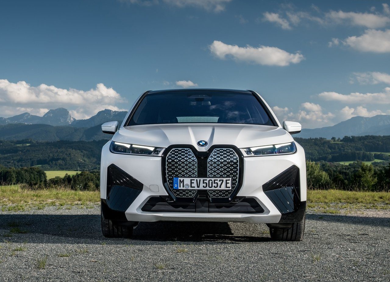 2022 - BMW iX xDRIVE50, foto 39