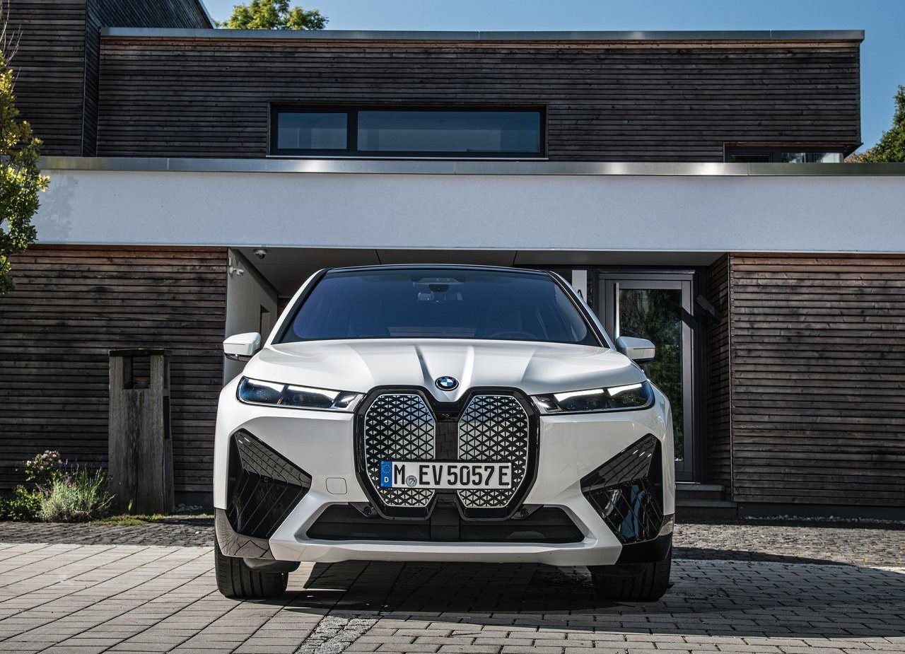 2022 - BMW iX xDRIVE50, foto 40