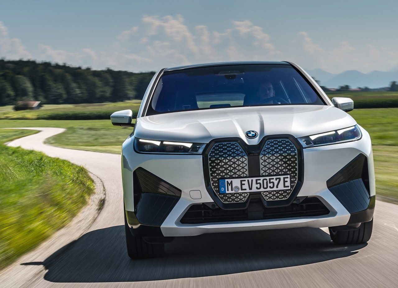 2022 - BMW iX xDRIVE50, foto 41