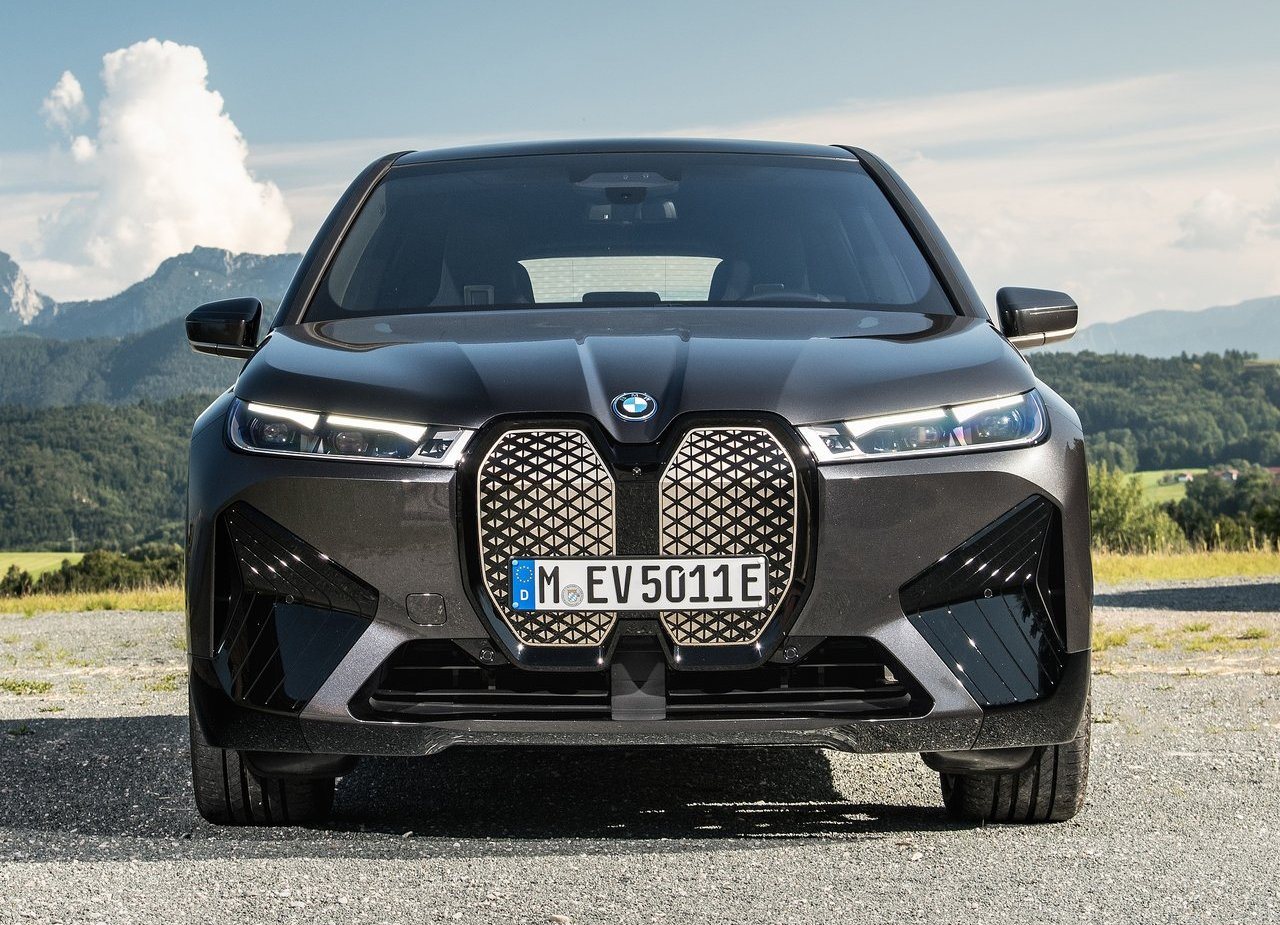 2022 - BMW iX xDRIVE50, foto 42
