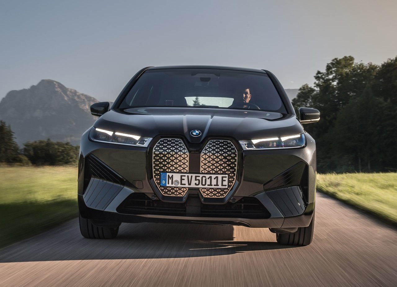 2022 - BMW iX xDRIVE50, foto 44