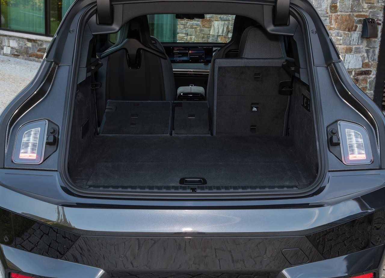 2022 - BMW iX xDRIVE50, foto 98