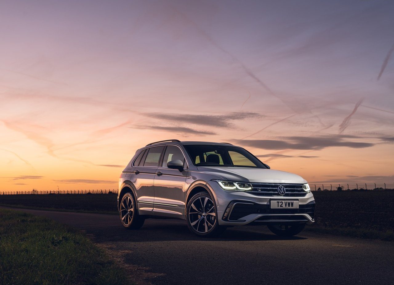 2021 - VOLKSWAGEN TIGUAN R-LINE eHYBRID UK VERSION, foto 2