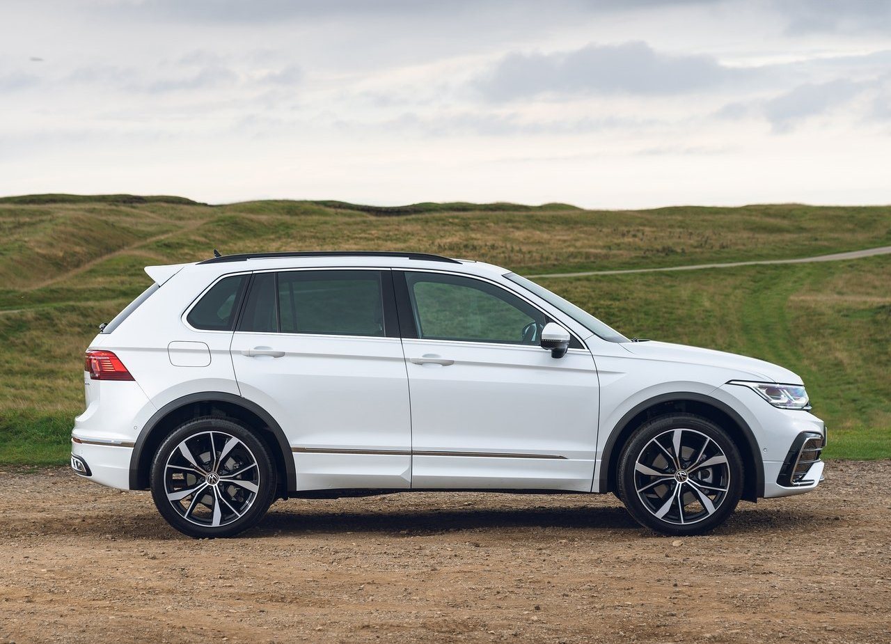 2021 - VOLKSWAGEN TIGUAN R-LINE eHYBRID UK VERSION, foto 21