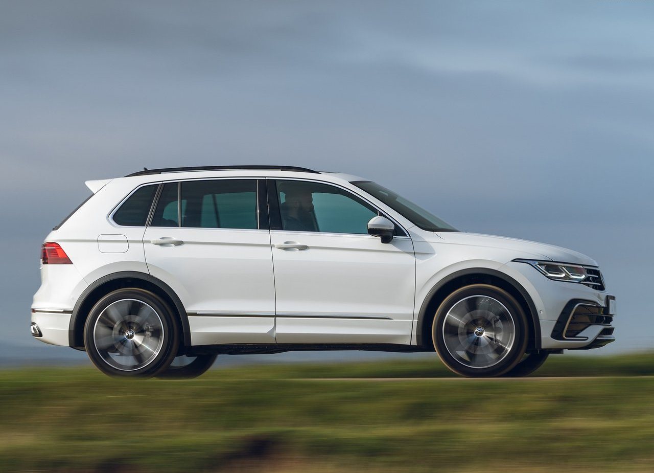 2021 - VOLKSWAGEN TIGUAN R-LINE eHYBRID UK VERSION, foto 22