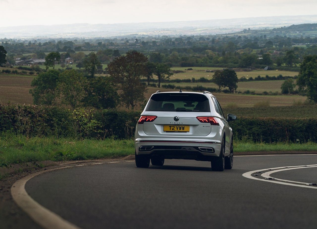 2021 - VOLKSWAGEN TIGUAN R-LINE eHYBRID UK VERSION, foto 36