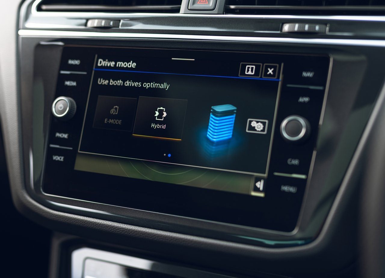 2021 - VOLKSWAGEN TIGUAN R-LINE eHYBRID UK VERSION, foto 61