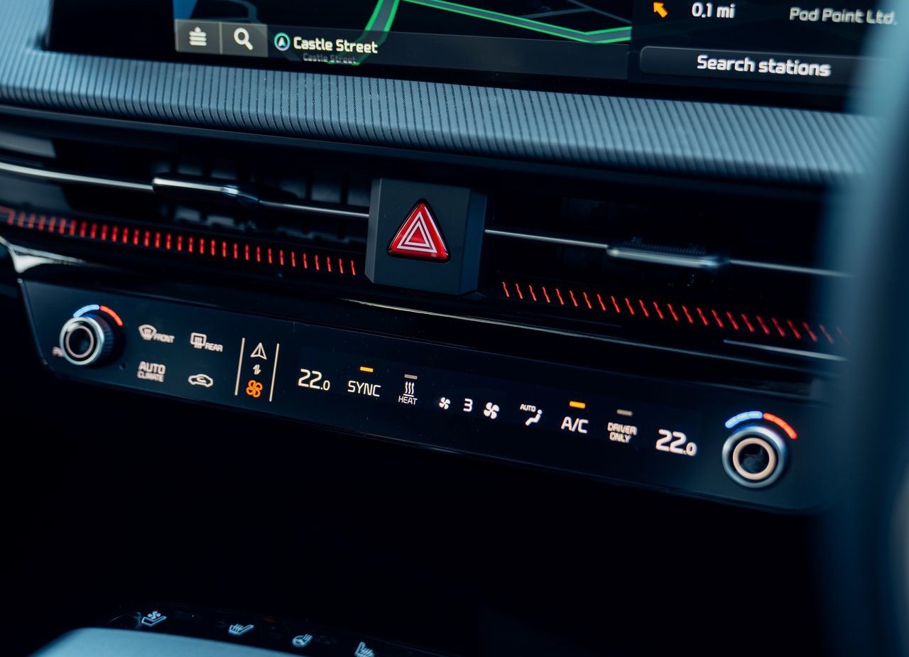 2022 - KIA EV6 UK VERSION, foto 129