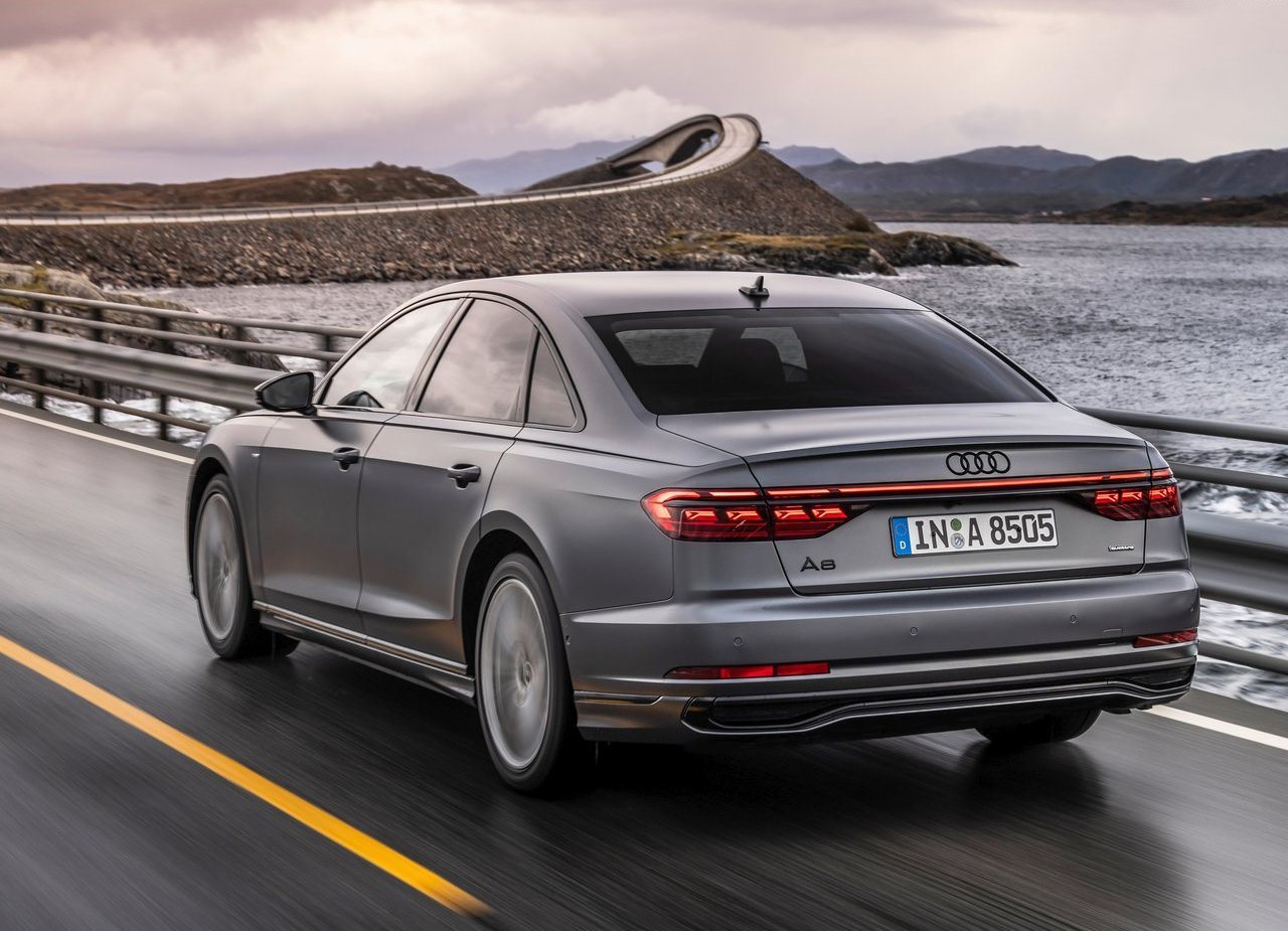 2022 - AUDI A8, foto 25