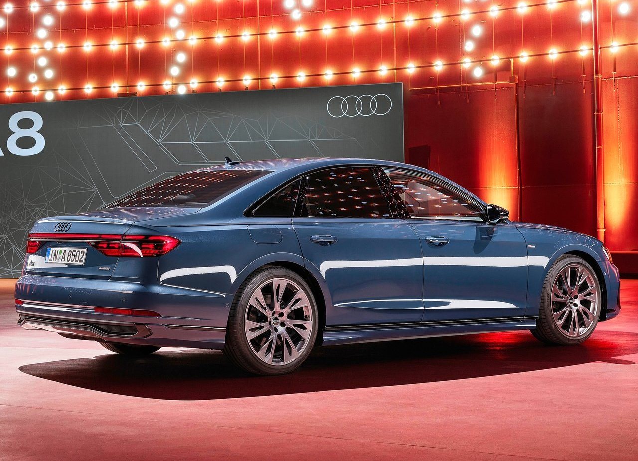 2022 - AUDI A8, foto 40