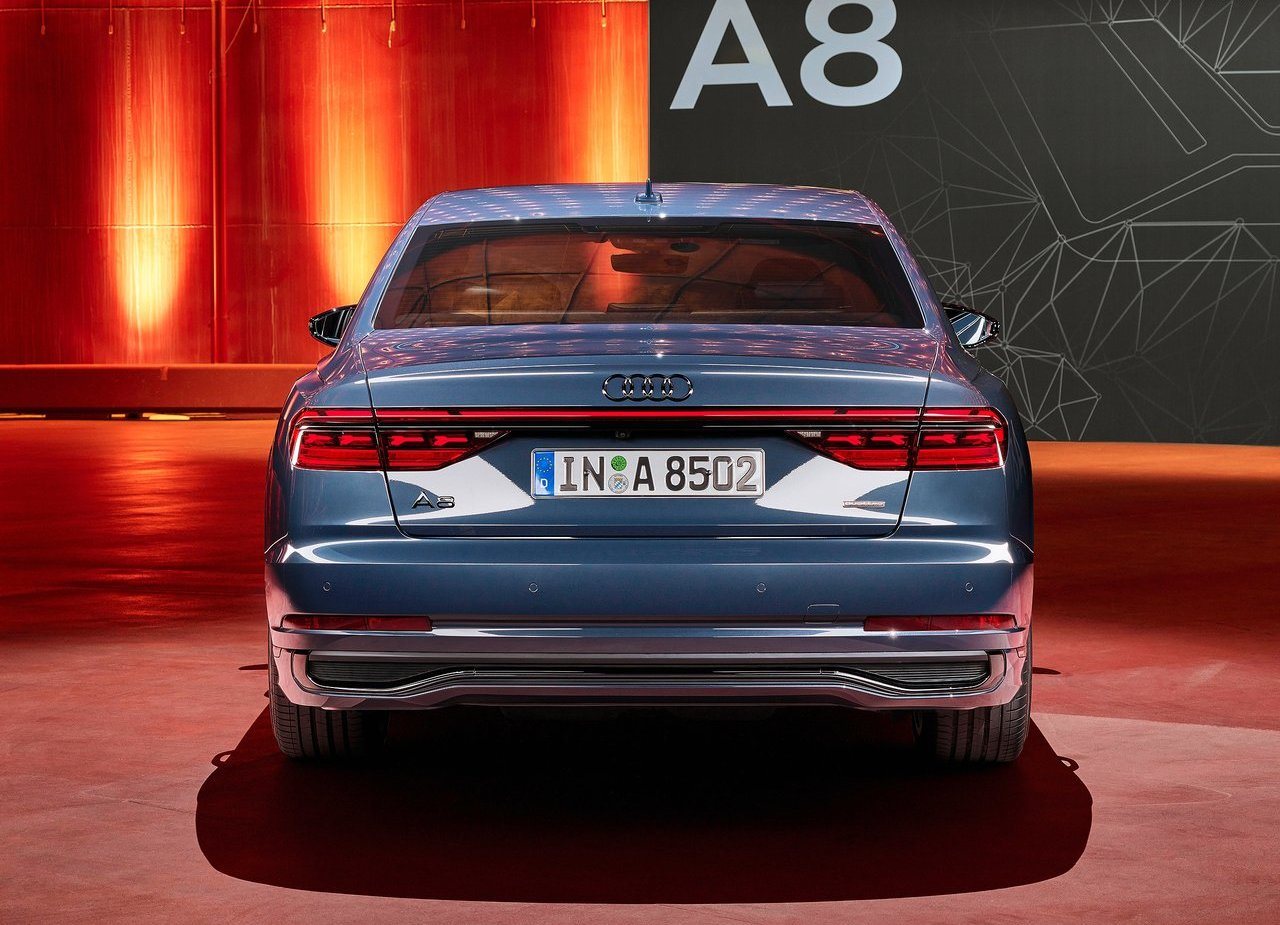 2022 - AUDI A8, foto 43