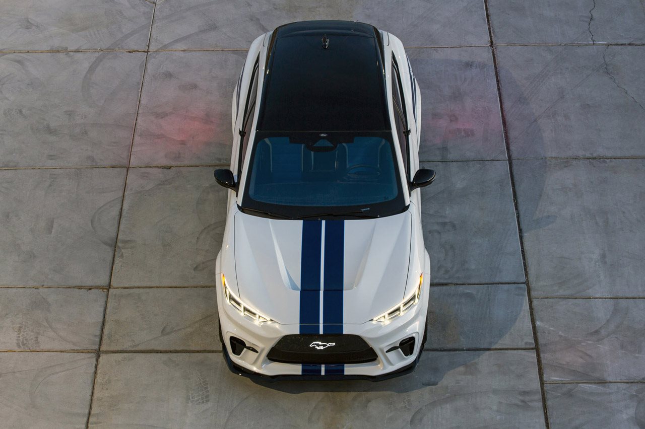 FORD MUSTANG SHELBY MACH-E GT CONCEPT, foto 4