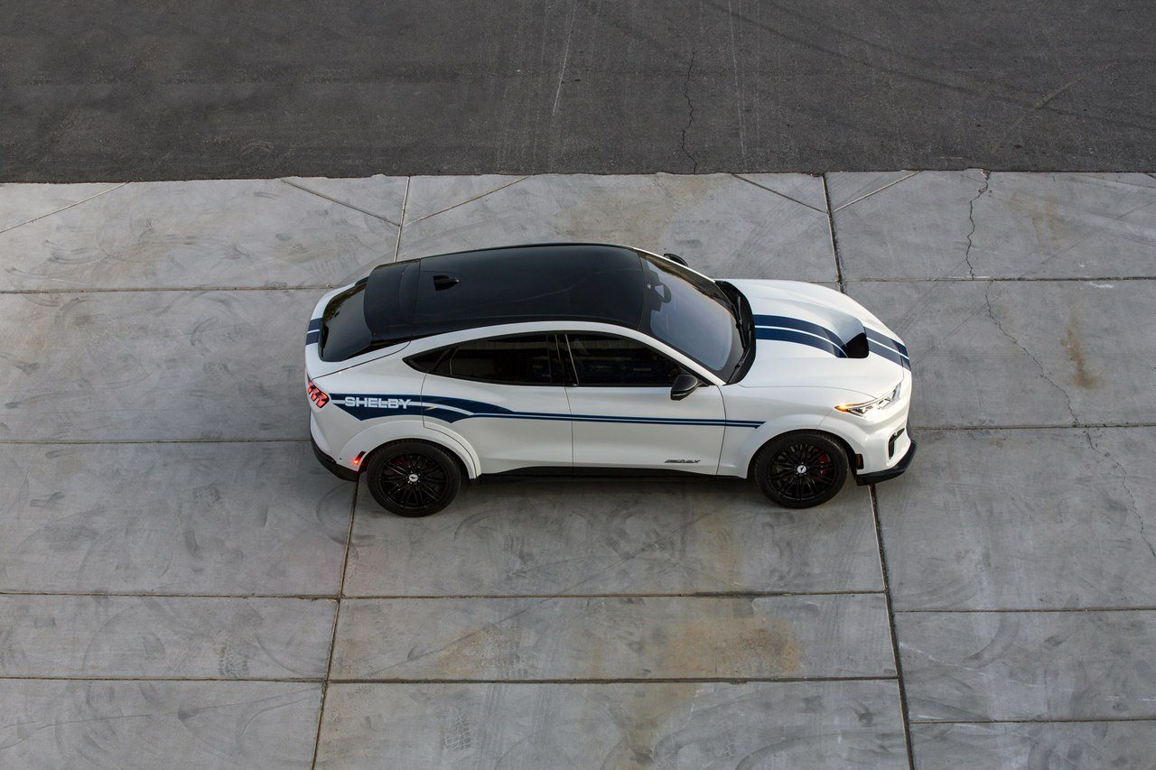 FORD MUSTANG SHELBY MACH-E GT CONCEPT, foto 8