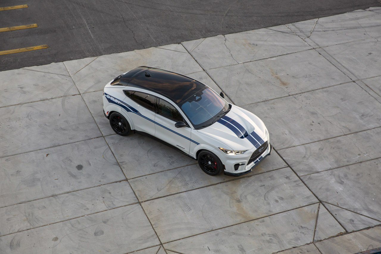FORD MUSTANG SHELBY MACH-E GT CONCEPT, foto 13