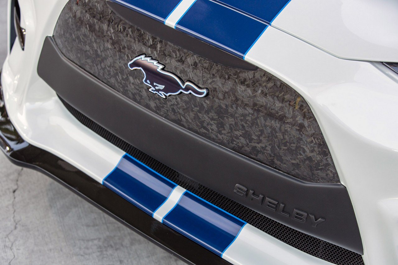 FORD MUSTANG SHELBY MACH-E GT CONCEPT, foto 17