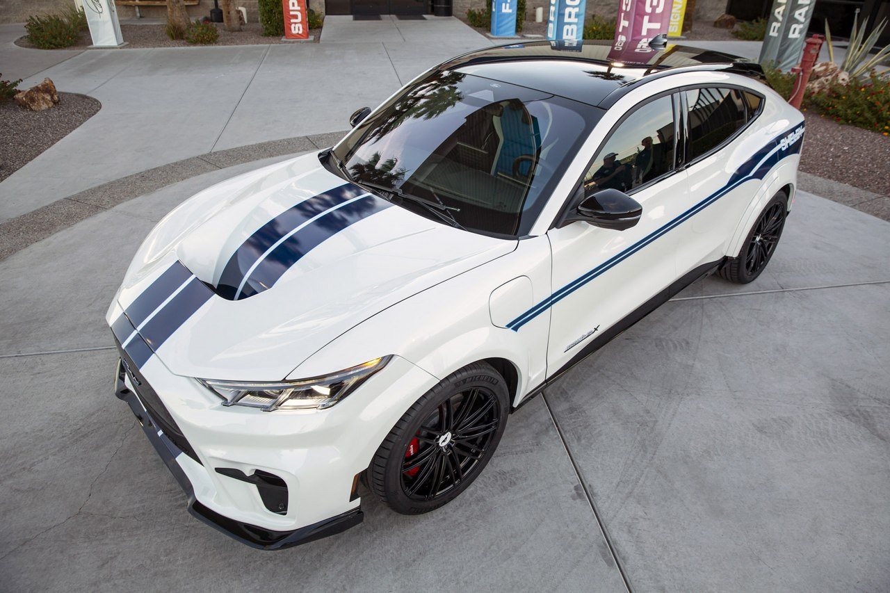 FORD MUSTANG SHELBY MACH-E GT CONCEPT, foto 26