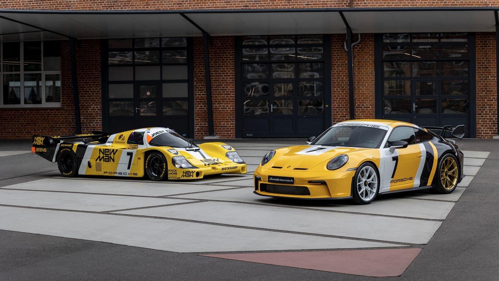 2021 - PORSCHE 911 GT3 BASED ON 956 LE MANS WINNER IN 1985, foto 3