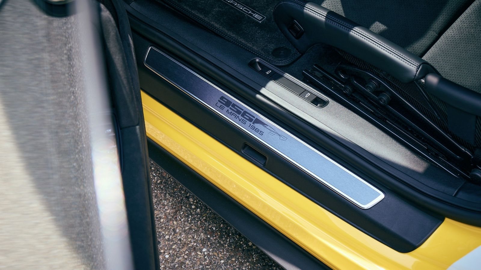 2021 - PORSCHE 911 GT3 BASED ON 956 LE MANS WINNER IN 1985, foto 15