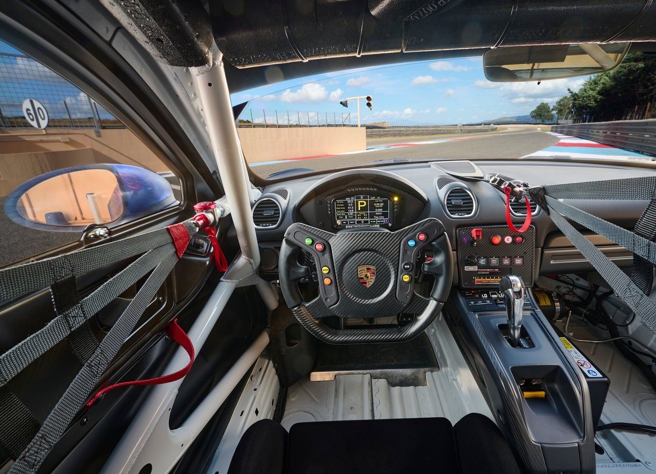 2022 - PORSCHE 718 CAYMAN GT4 RS CLUBSPORT, foto 16