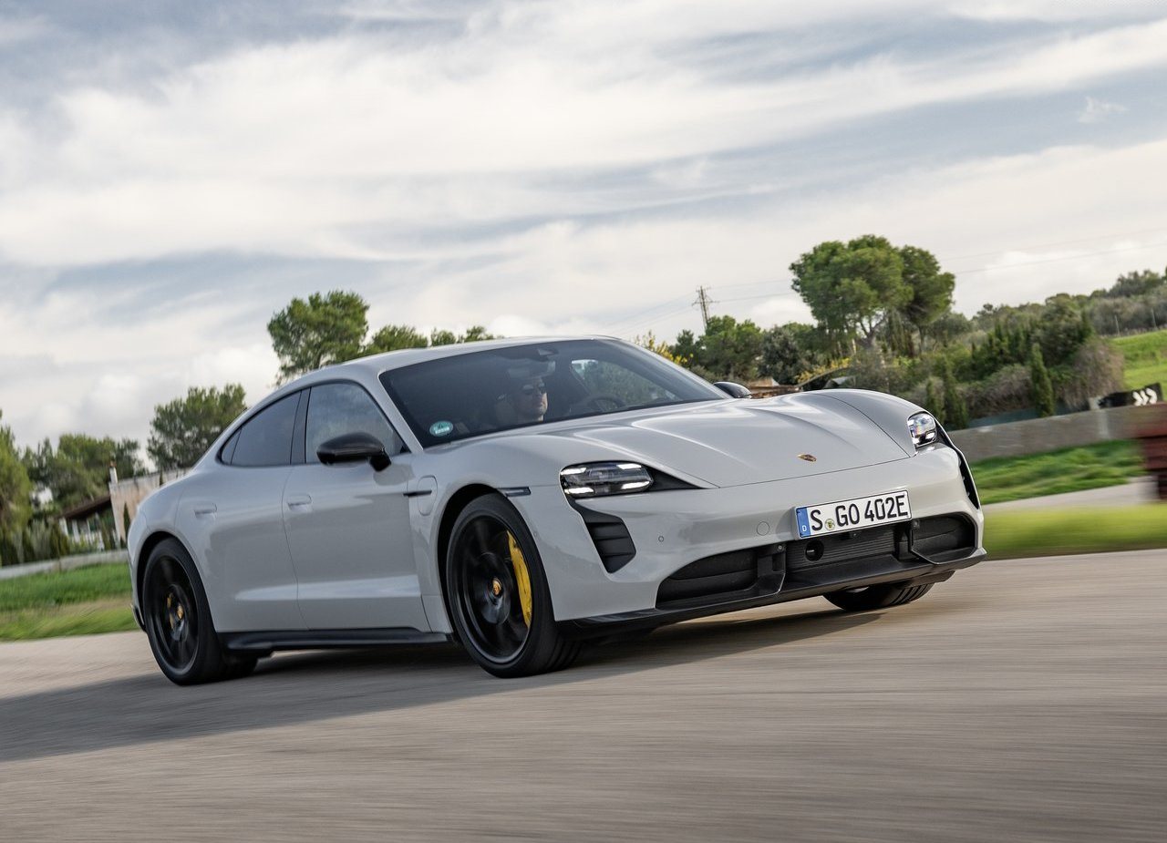 2022 - PORSCHE TAYCAN GTS, foto 11