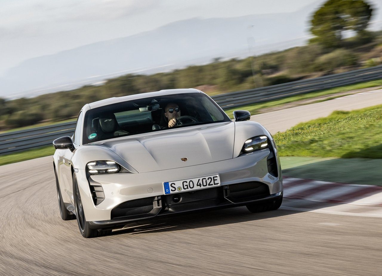 2022 - PORSCHE TAYCAN GTS, foto 14