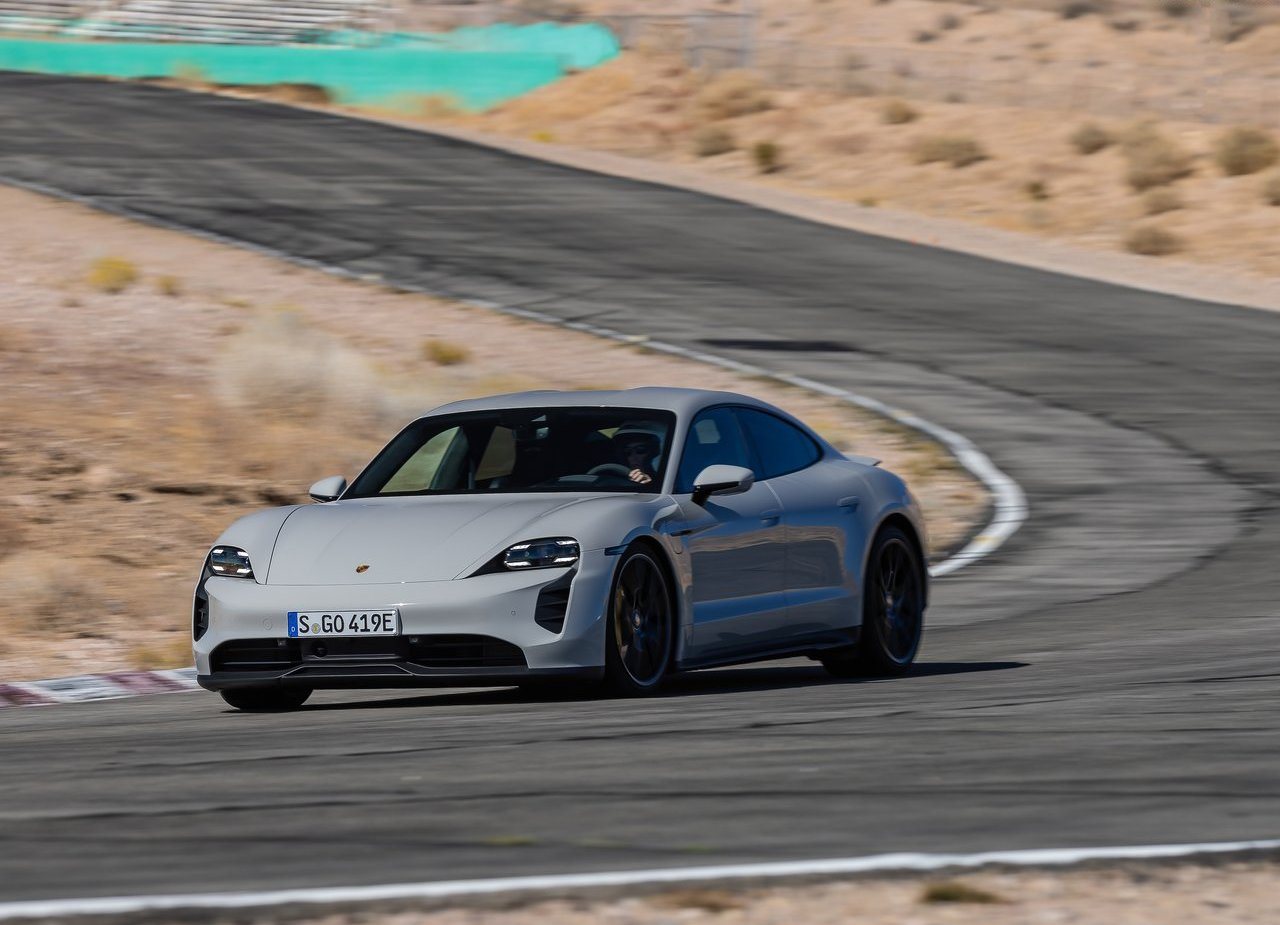2022 - PORSCHE TAYCAN GTS, foto 21