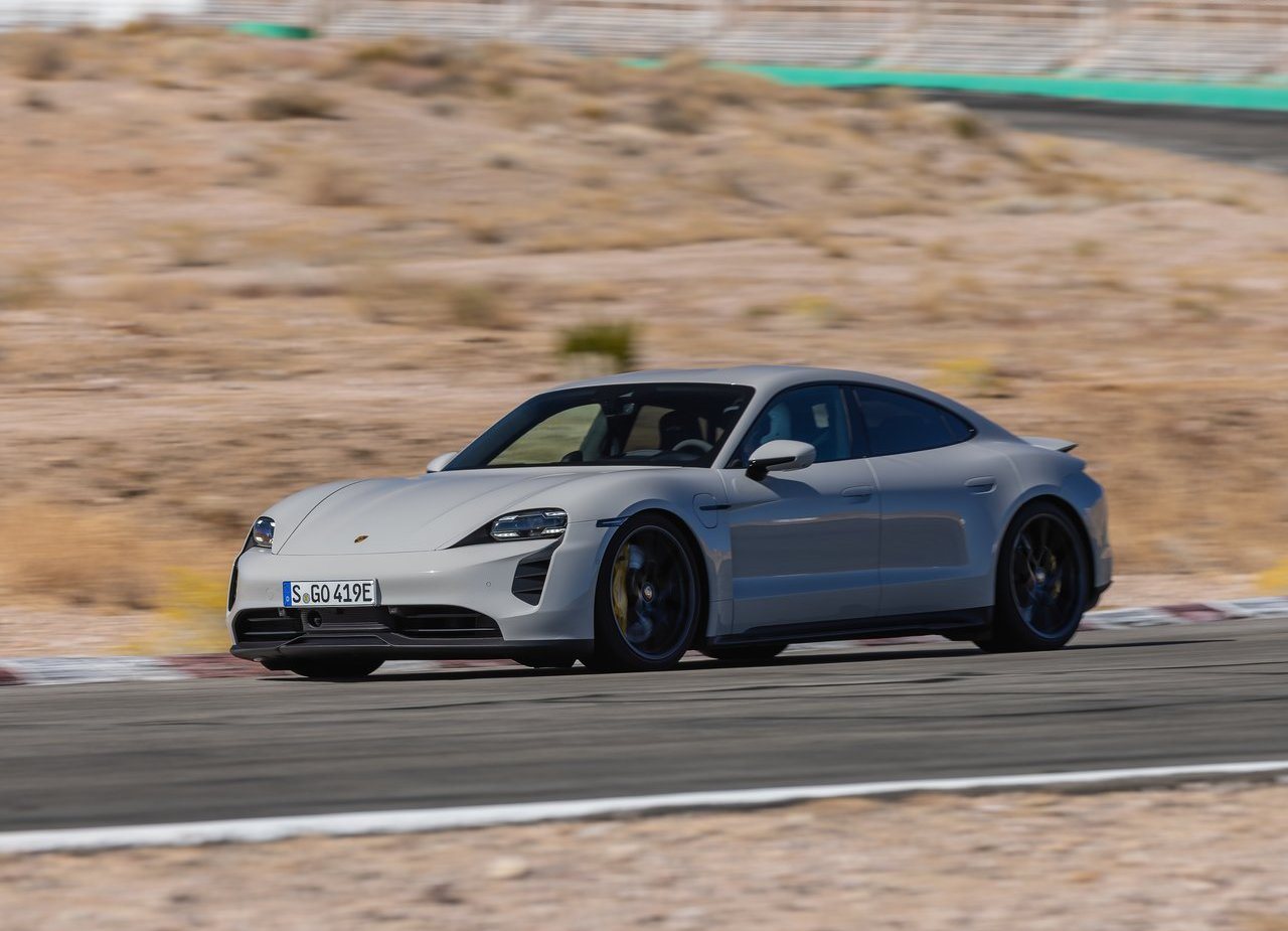 2022 - PORSCHE TAYCAN GTS, foto 22