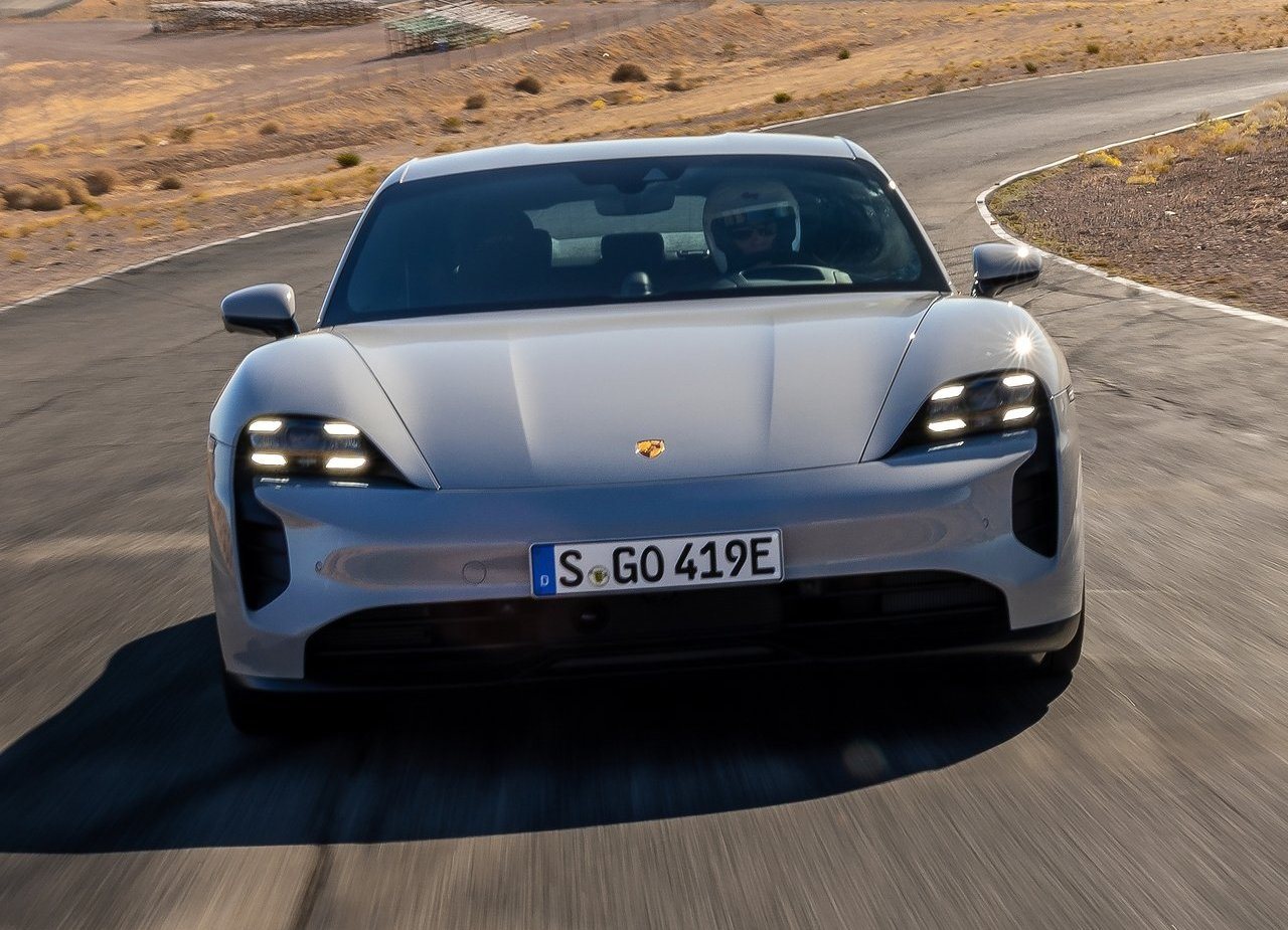 2022 - PORSCHE TAYCAN GTS, foto 38