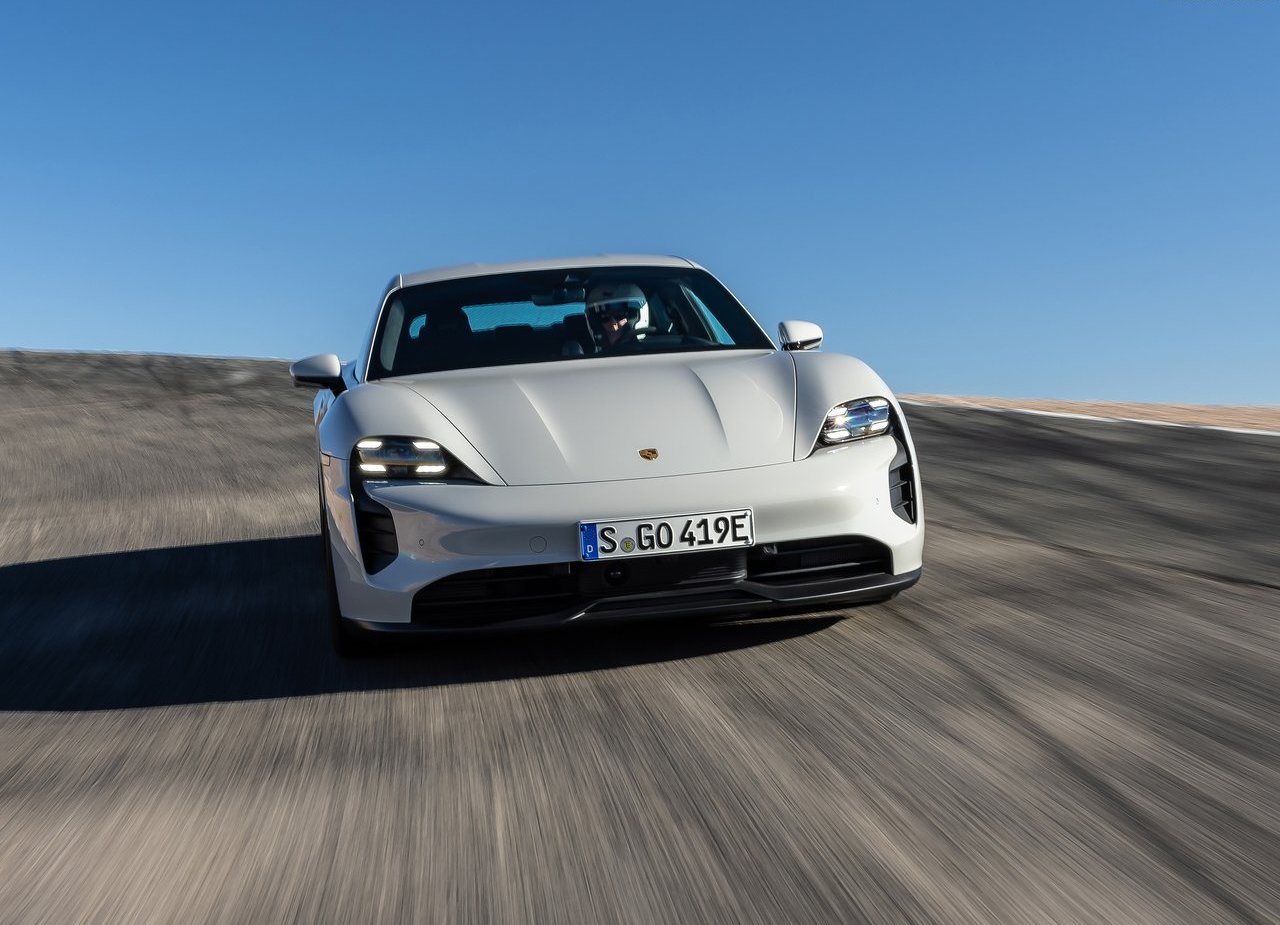 2022 - PORSCHE TAYCAN GTS, foto 40