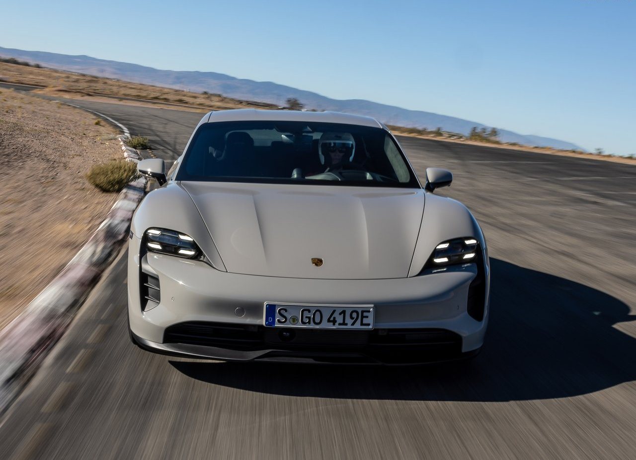2022 - PORSCHE TAYCAN GTS, foto 41