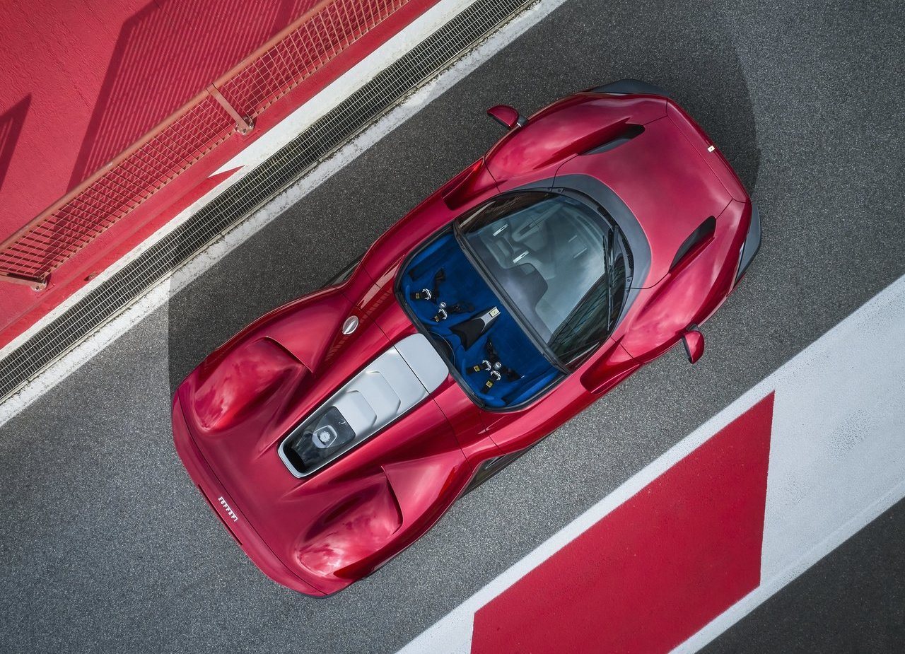 FERRARI DAYTONA SP3, foto 10