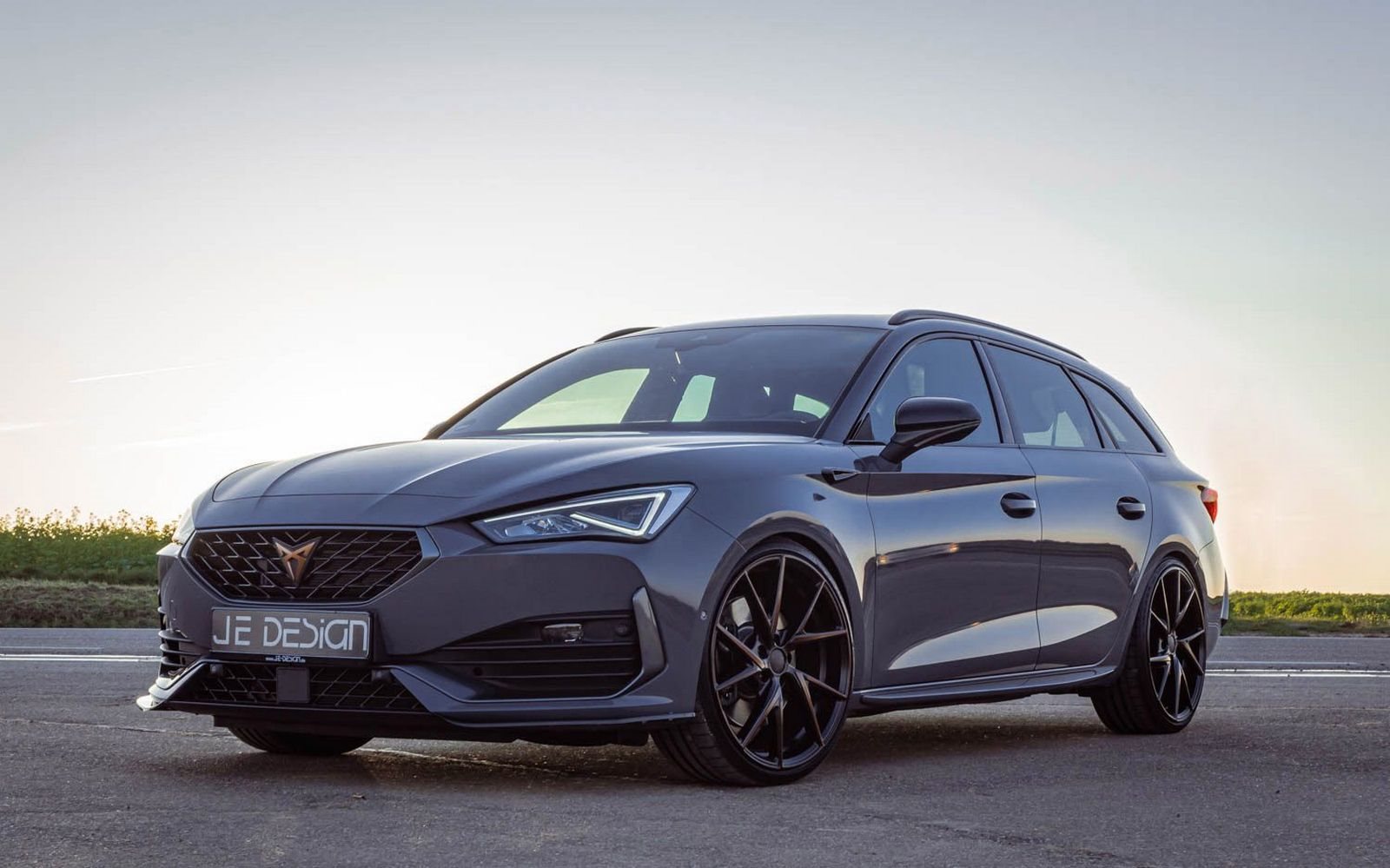 2021 - CUPRA LEÓN ST STREET RACE BY JE DESIGN, foto 1