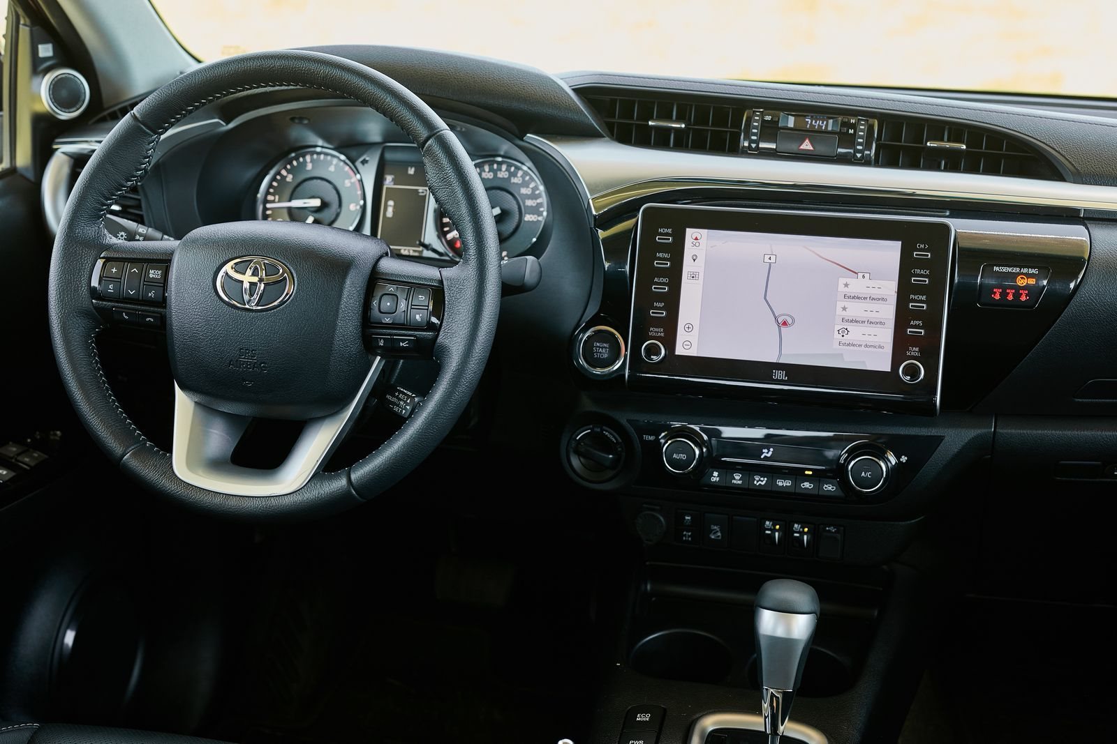 2022 - TOYOTA HILUX, foto 23