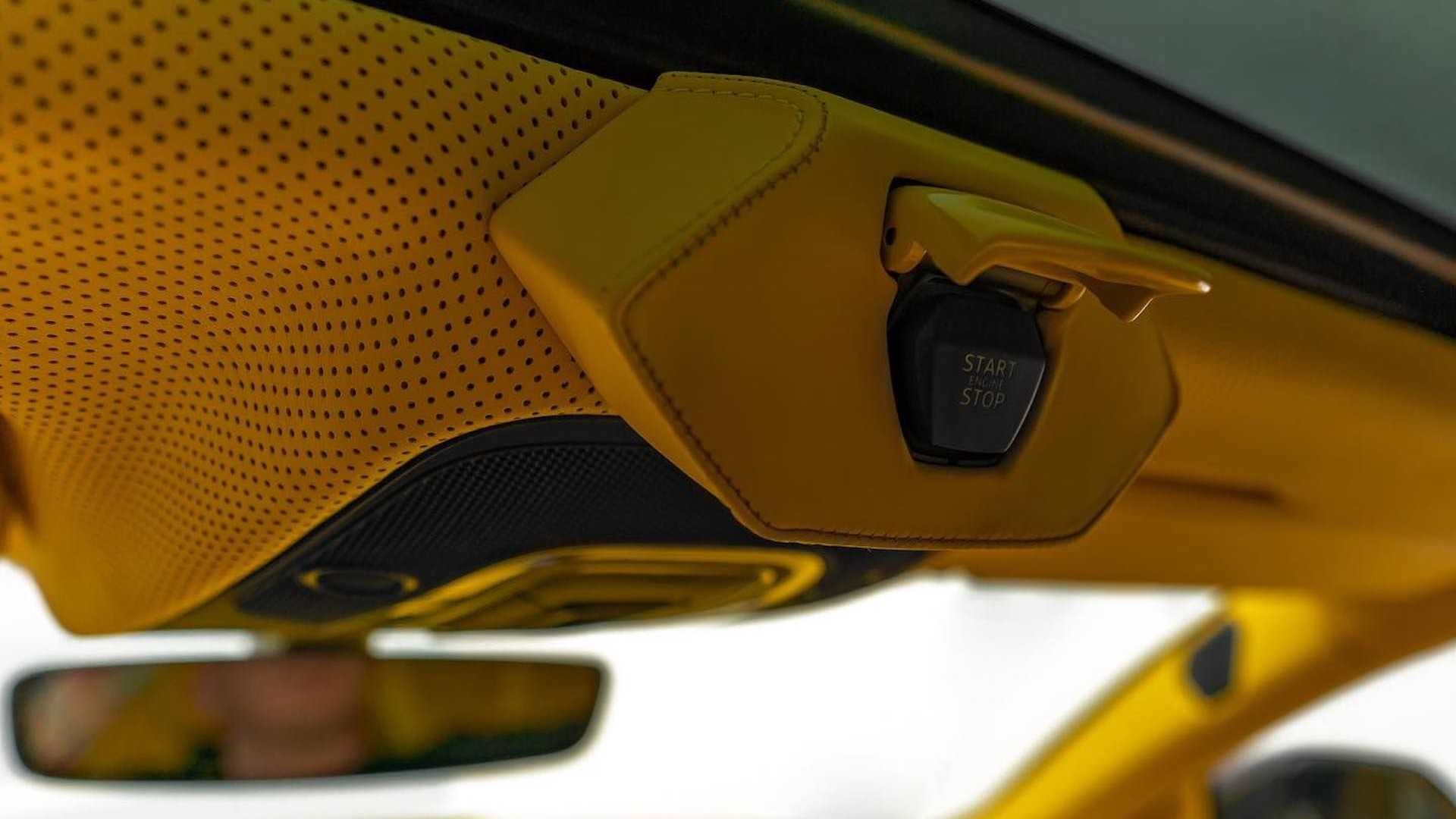 2021 - LAMBORGHINI URUS VENATUS YELLOW BY MANSORY, foto 9