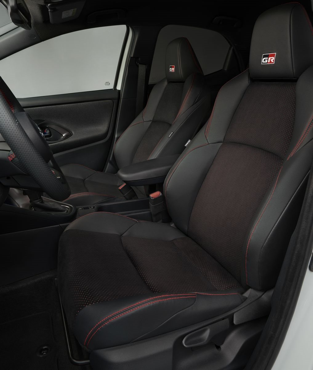TOYOTA YARIS GR SPORT, foto 21