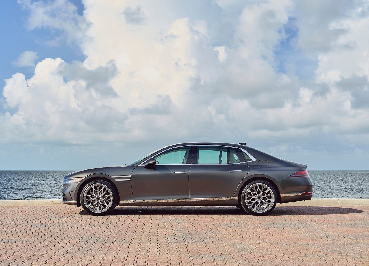 2023 - GENESIS G90, foto 21