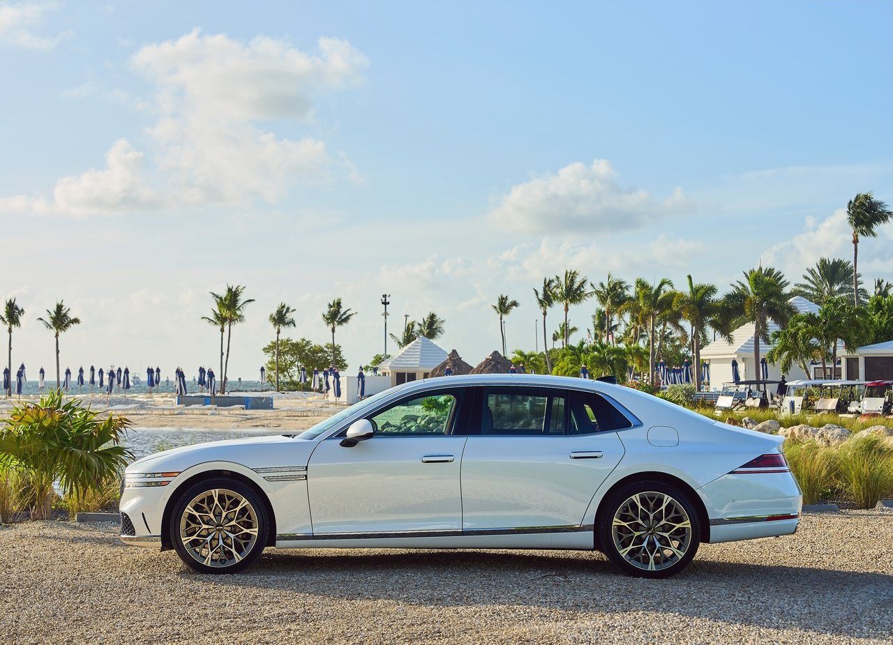2023 - GENESIS G90, foto 22