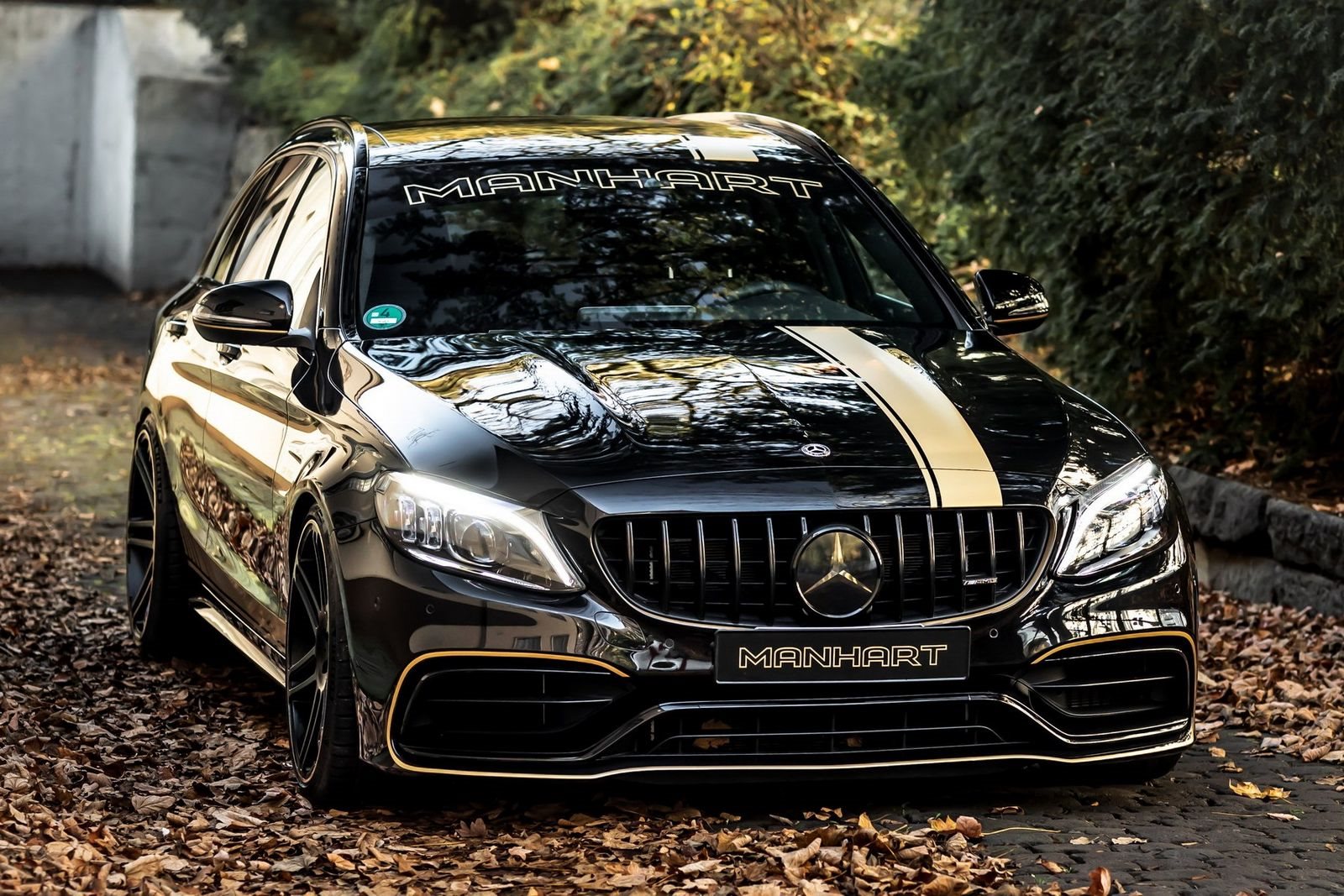 2021 - MERCEDES-AMG CR 700 WAGON BY MANHART, foto 3