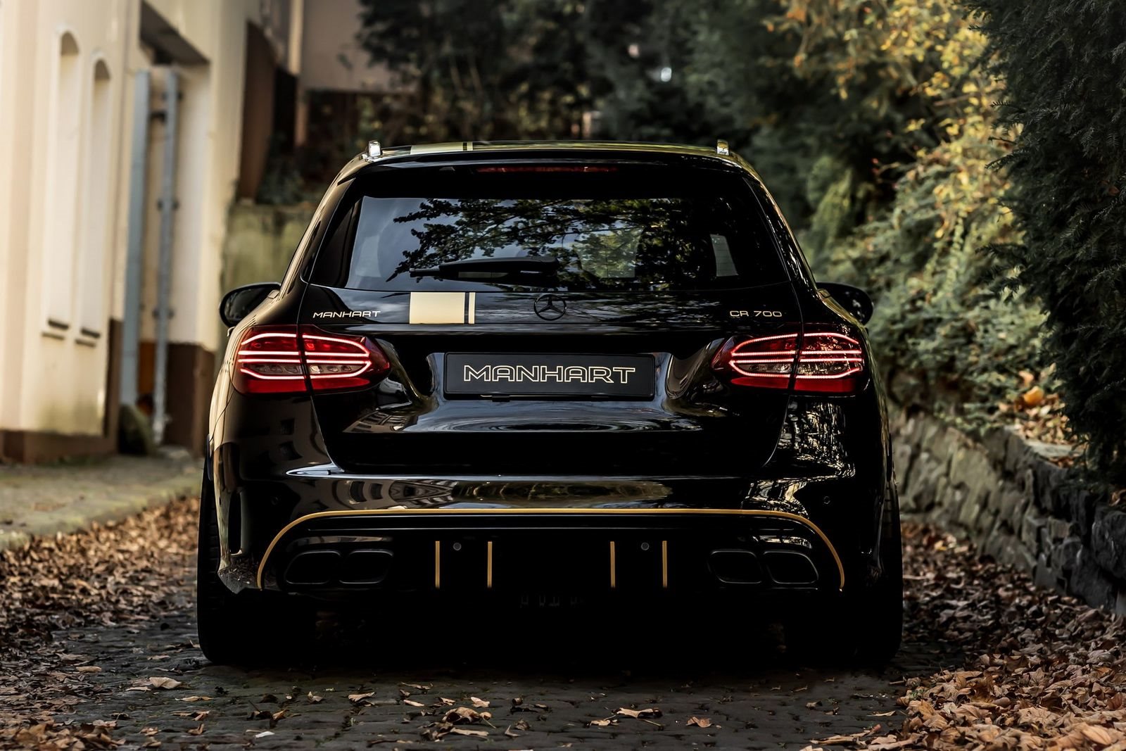 2021 - MERCEDES-AMG CR 700 WAGON BY MANHART, foto 5