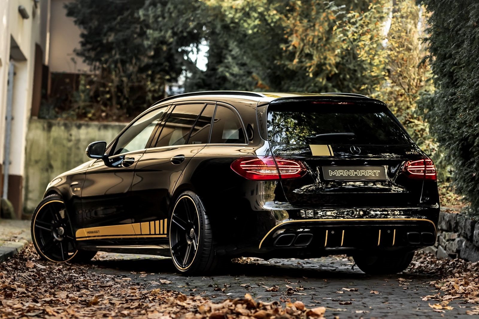 2021 - MERCEDES-AMG CR 700 WAGON BY MANHART, foto 7