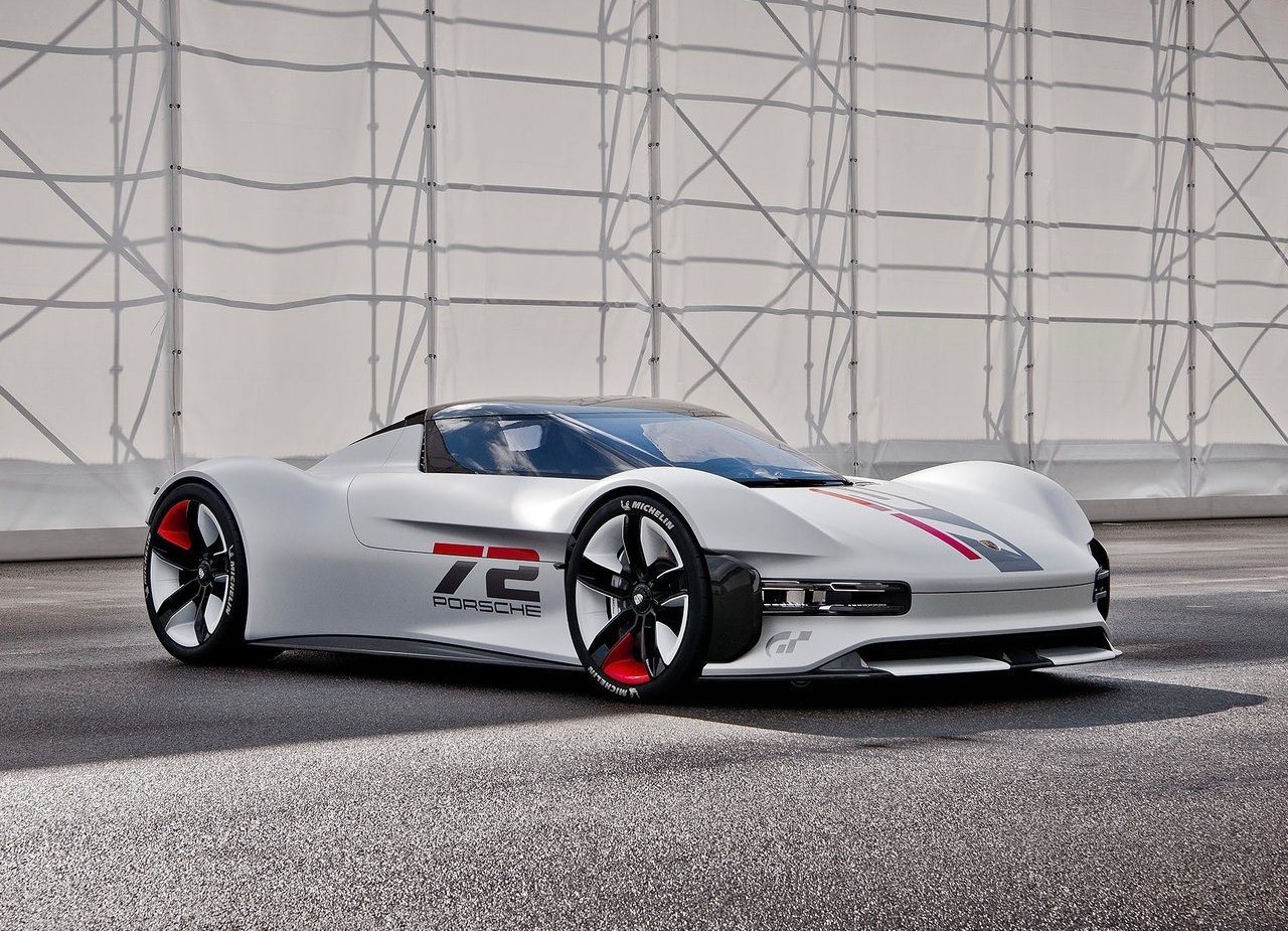 2022 - PORSCHE VISION GRAN TURISMO CONCEPT, foto 1