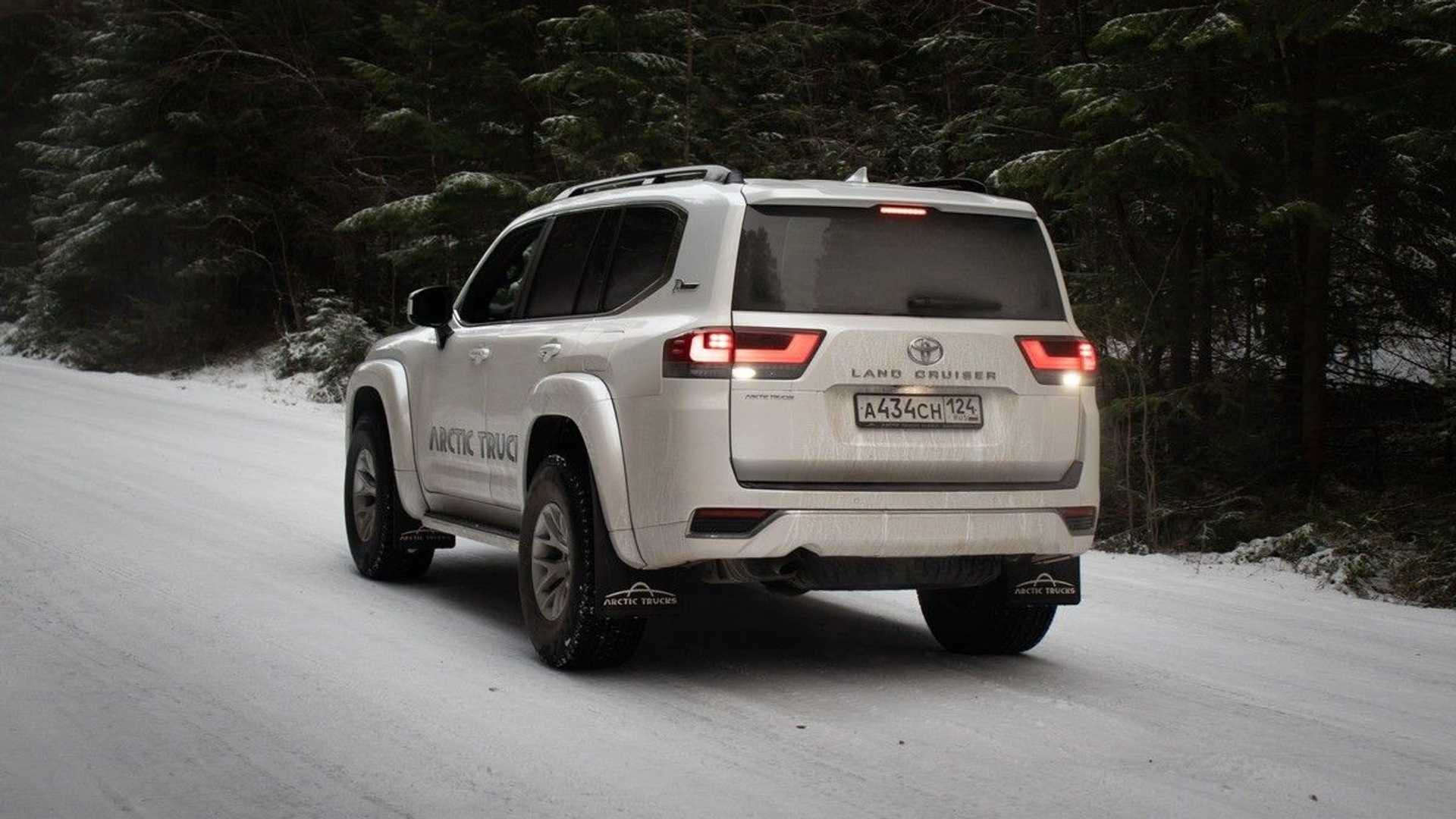TOYOTA LAND CRUISER BY ARCTIC TRUCKS, foto 3