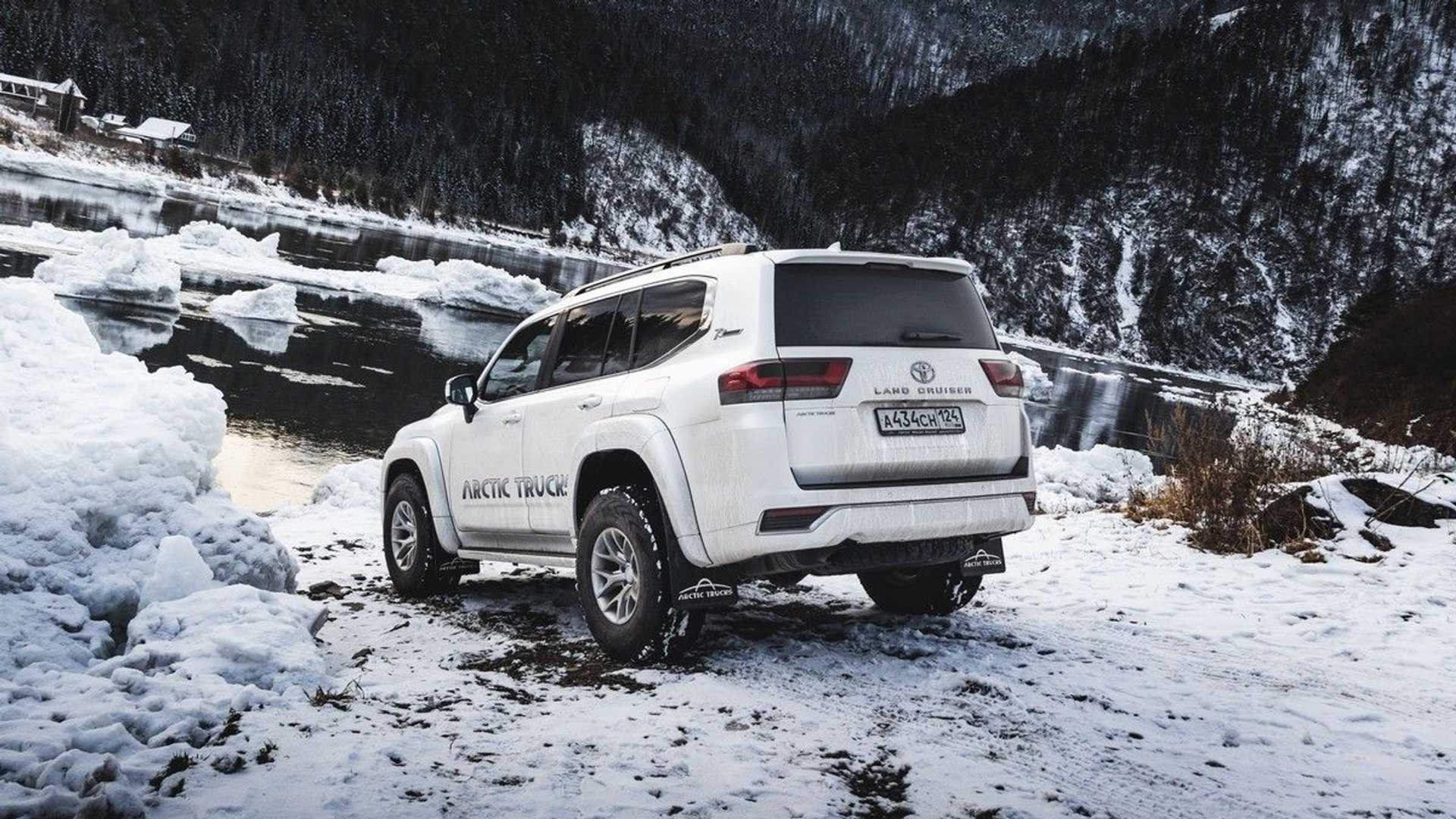 TOYOTA LAND CRUISER BY ARCTIC TRUCKS, foto 6