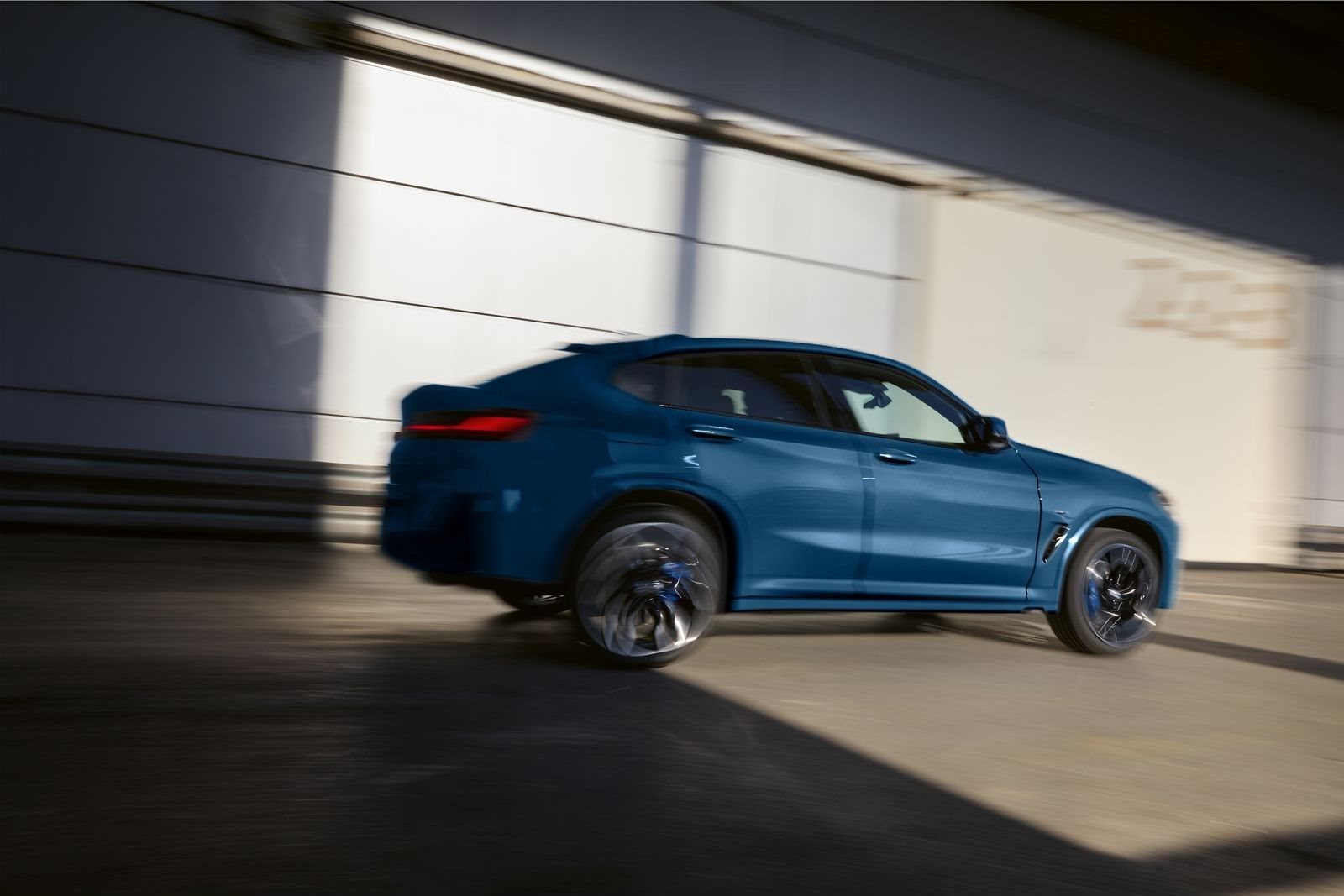 2022 - BMW X4 xDRIVE 30i M SPORT, foto 2
