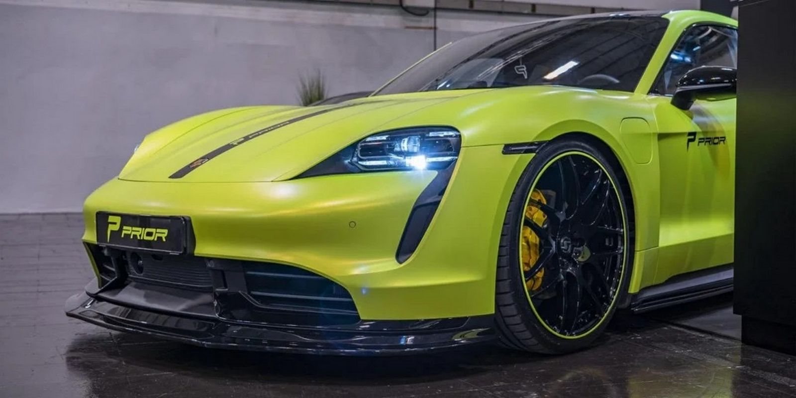 2021 - PORSCHE TAYCAN BY PRIOR DESIGN, foto 4