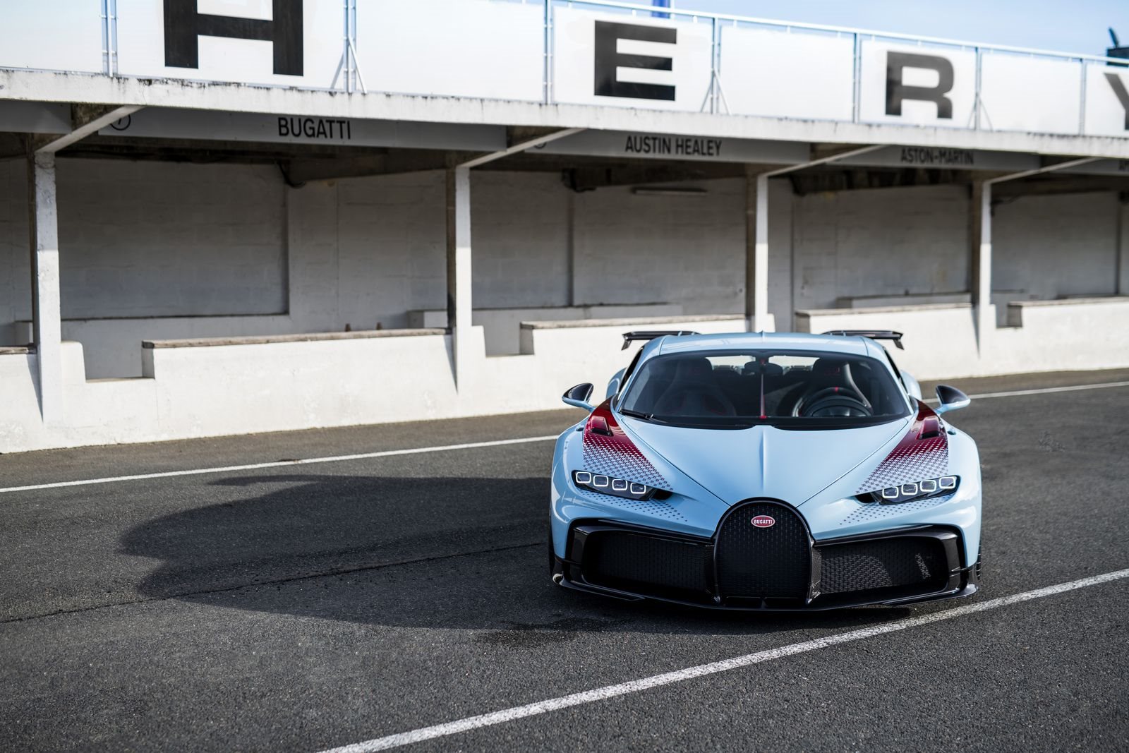 BUGATTI CHIRON PUR SPORT BY BUGATTI SUR MESURE, foto 3