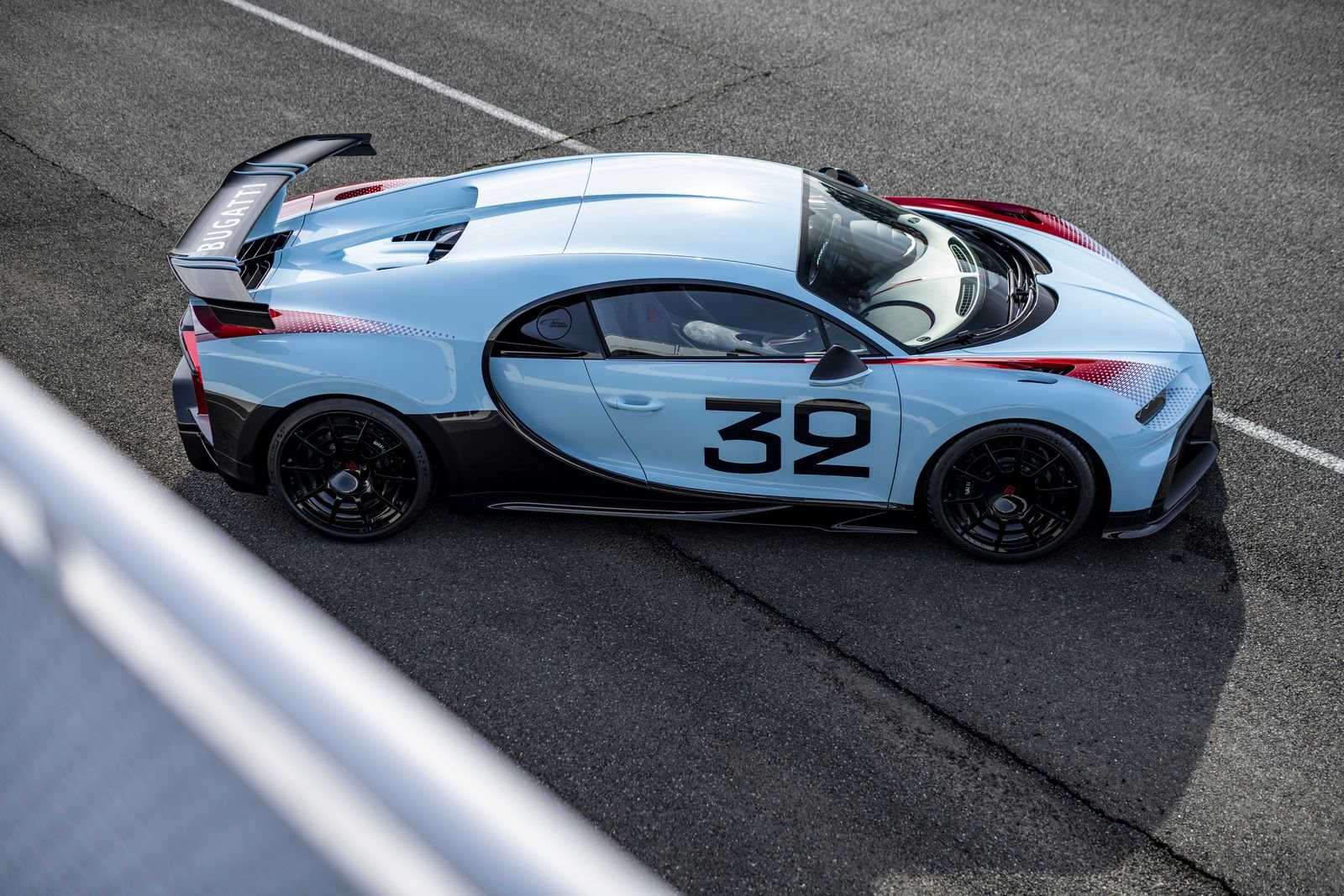 BUGATTI CHIRON PUR SPORT BY BUGATTI SUR MESURE, foto 4