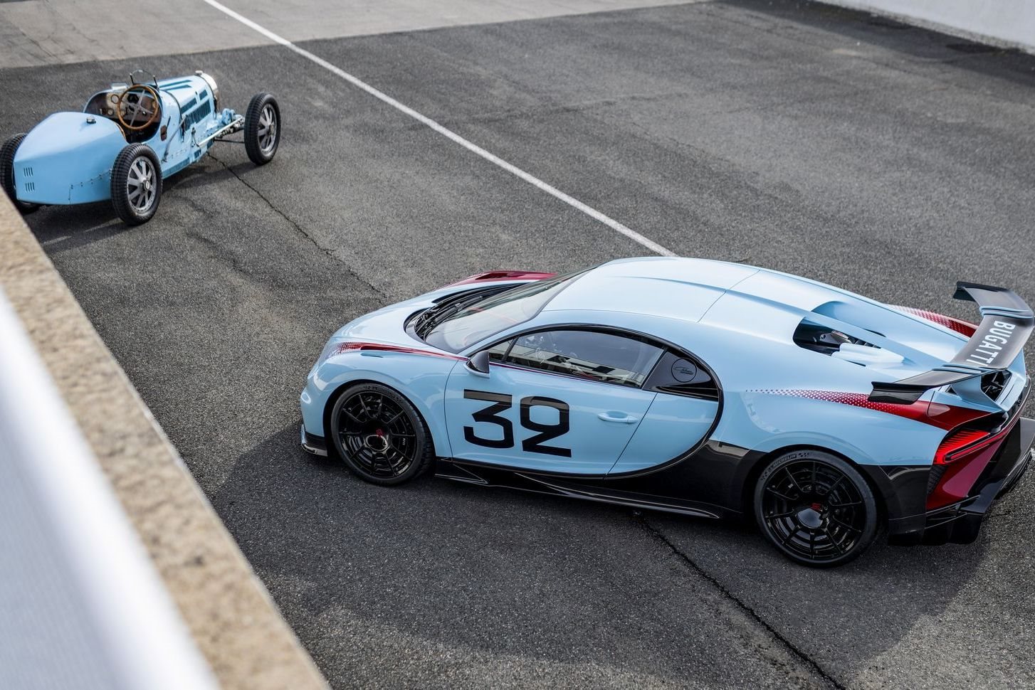 BUGATTI CHIRON PUR SPORT BY BUGATTI SUR MESURE, foto 15