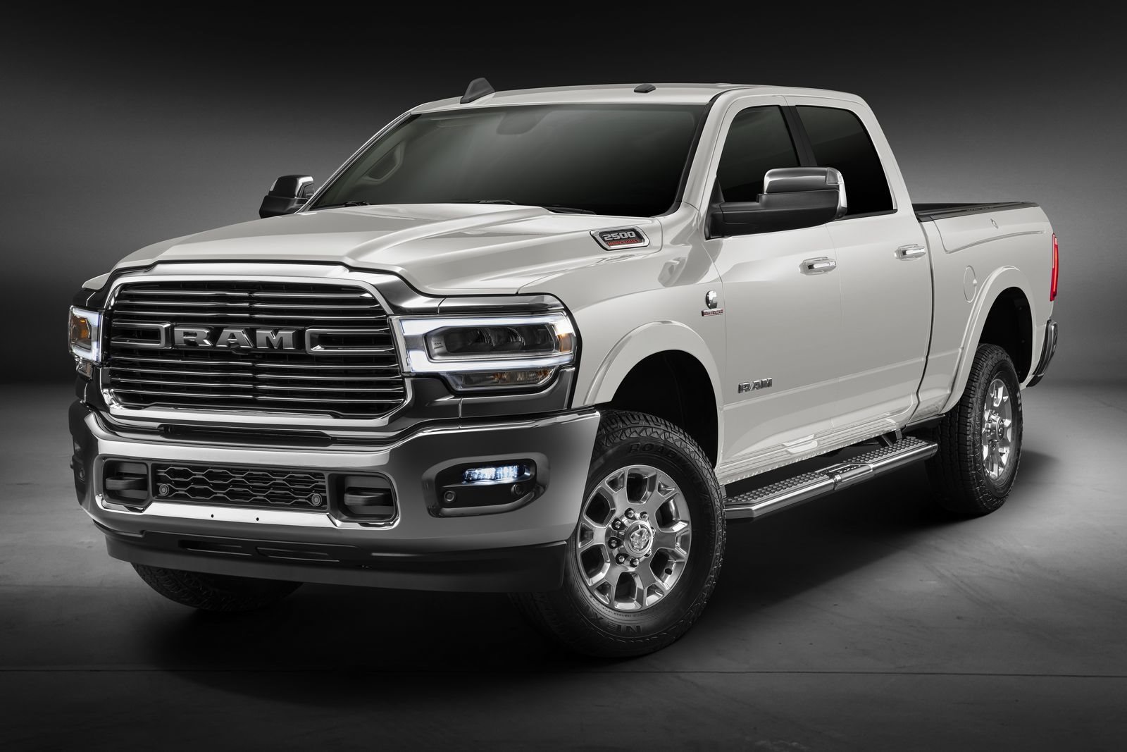 RAM 2500 LARAMIE & 1500 REBEL, foto 2