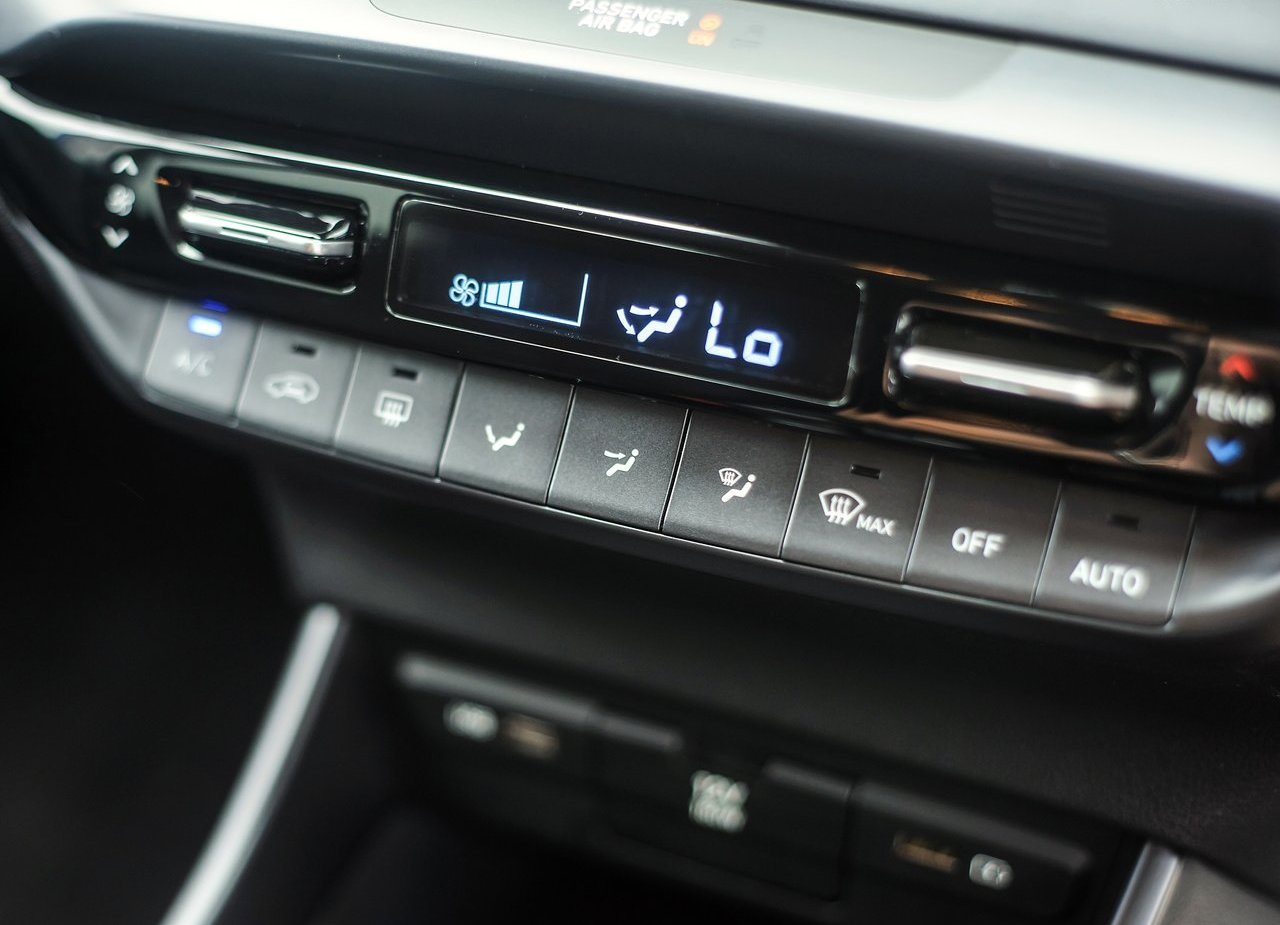 2022 - HYUNDAI BAYON UK VERSION, foto 63